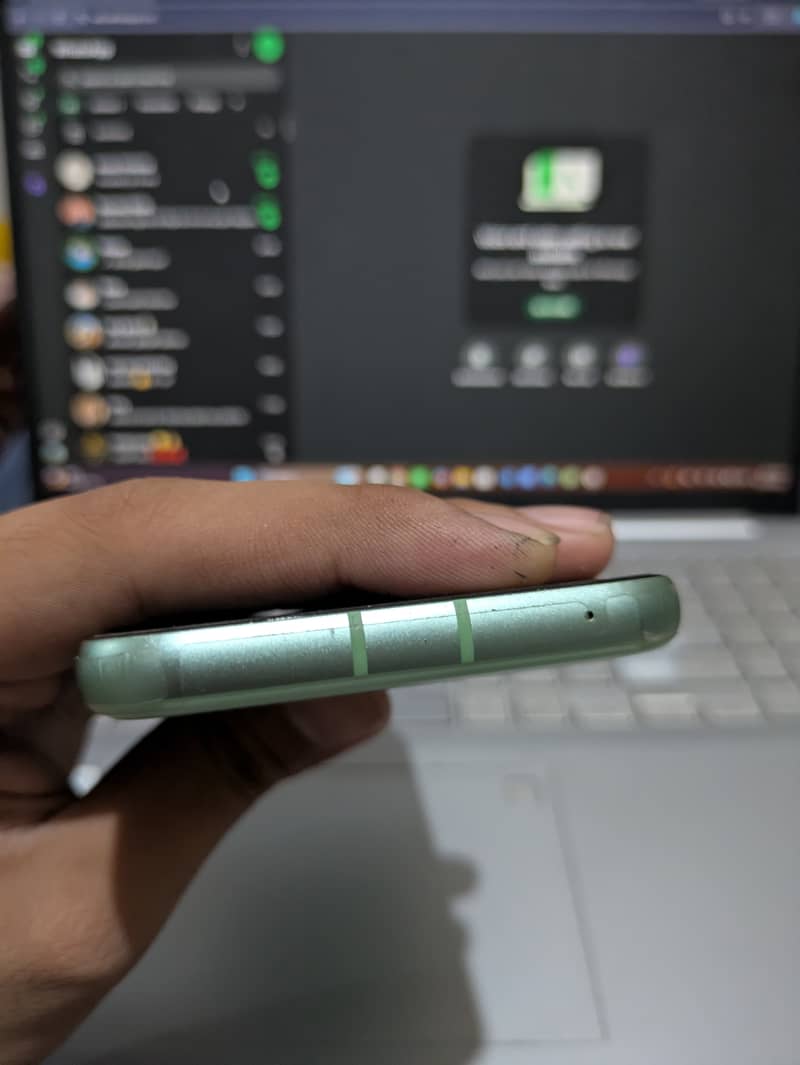 Google Pixel 8a 1