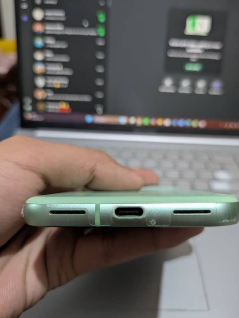 Google Pixel 8a 3