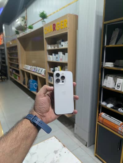 Apple iPhone 15 Pro 256GB