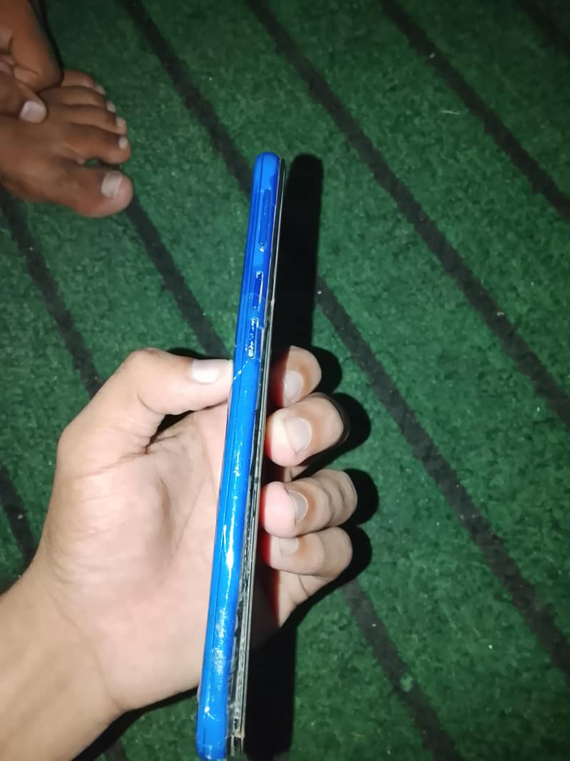 Realme C2 5
