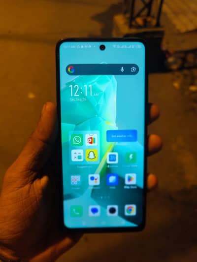 Infinix Hot 30 with box 8+8/128GB all ok sale and exchange