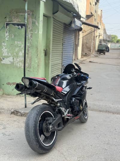 Yamaha r1 2008