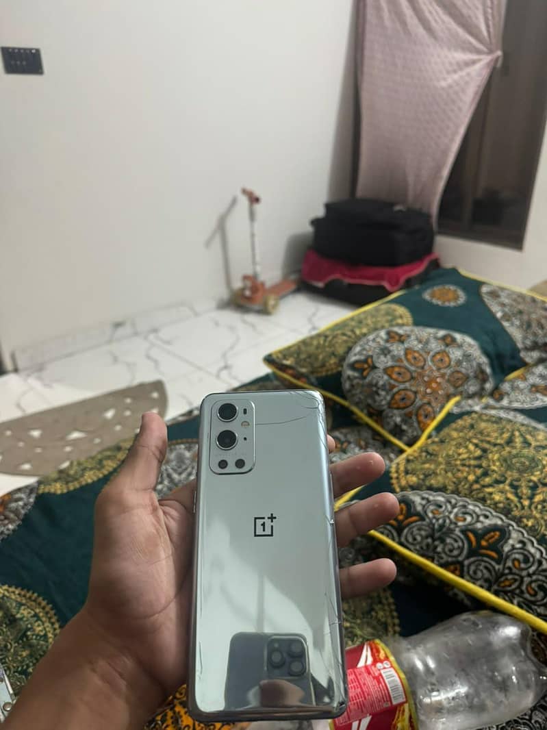 One Plus 9 pro 4