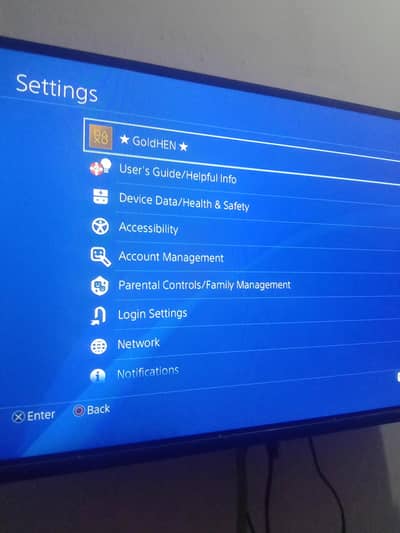 ps4 slim 1tb jealbreak goldhen13.52 just like new only service ke Liye