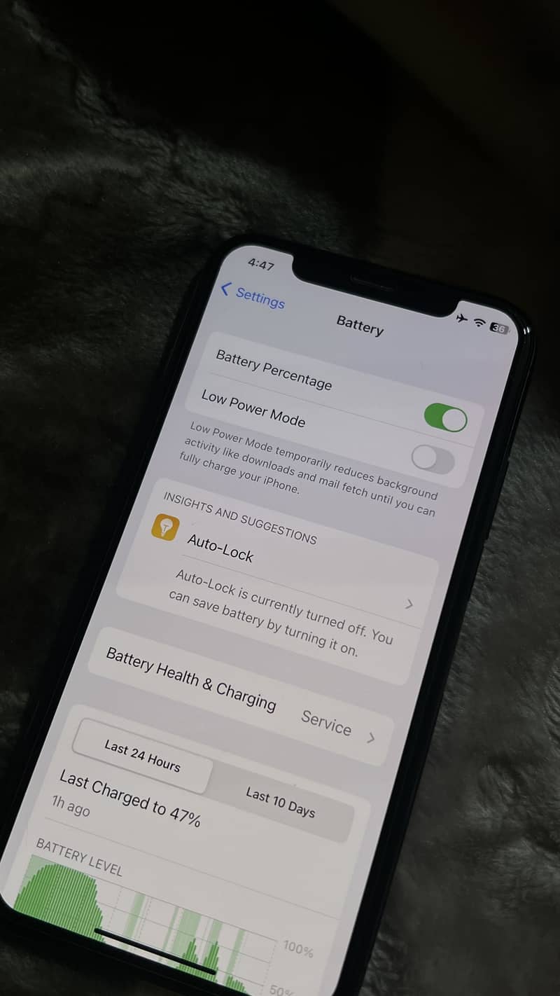 Apple iPhone X 4