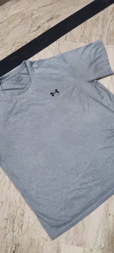 (Original) Under Armour Dri Fit Tee