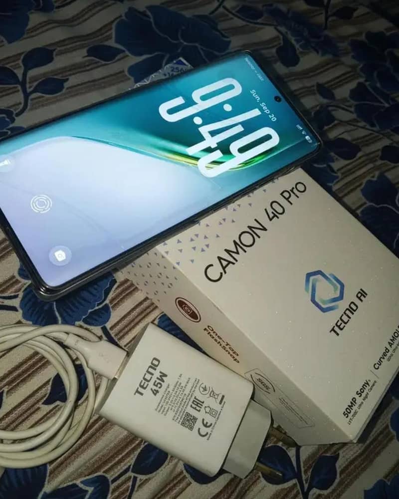 Tecno CAMON 40 Pro 2