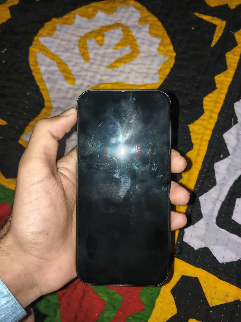 Apple iPhone 15 Pro 3