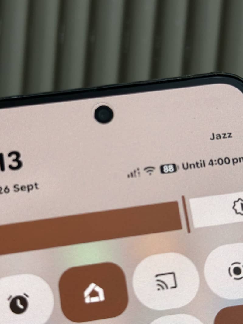 Google Pixel 8 2