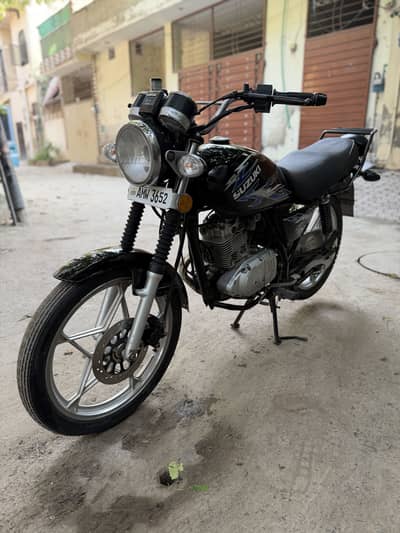 suzuki GS 150 SE 2022