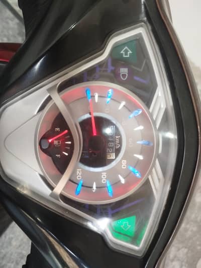 United 100 scooty model 2019