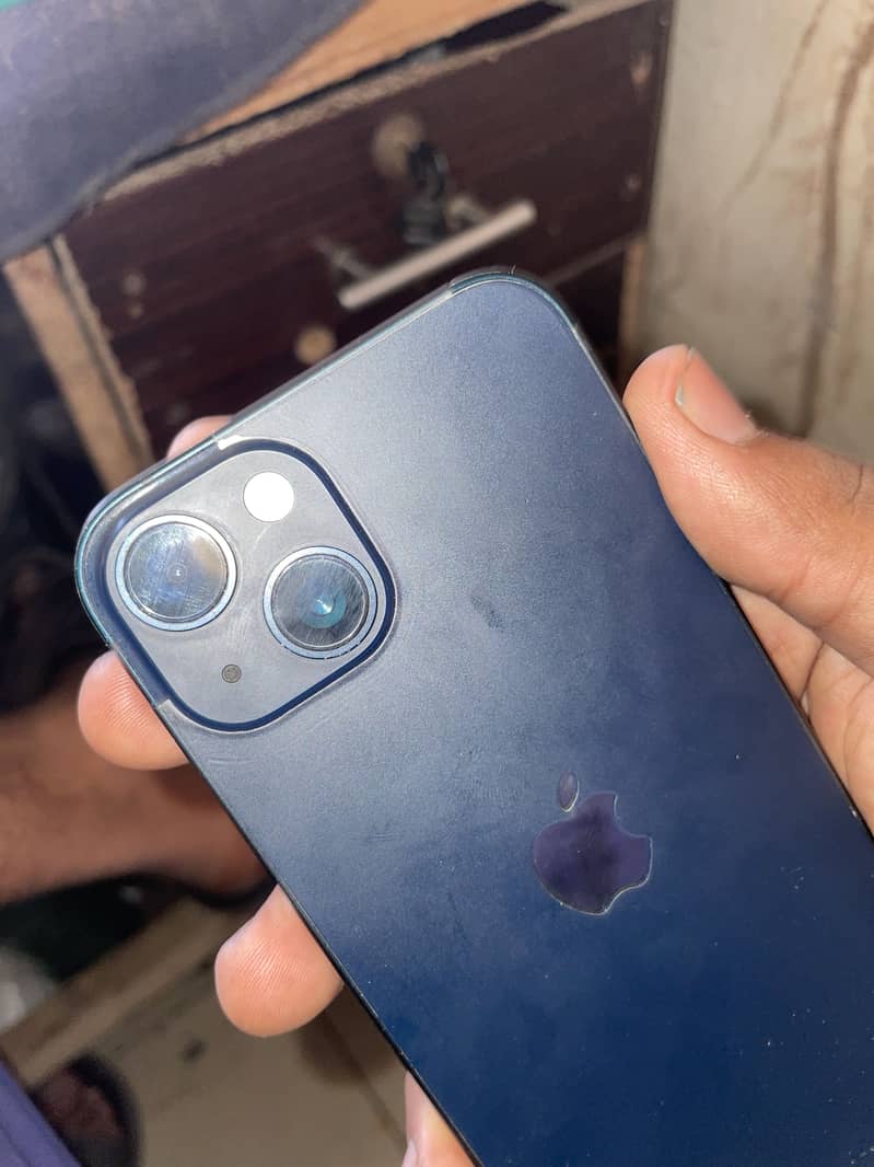 Apple iPhone 13 3