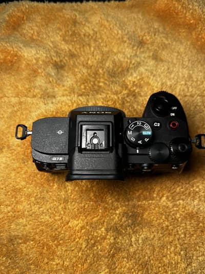 Sony a7 iv in good condition