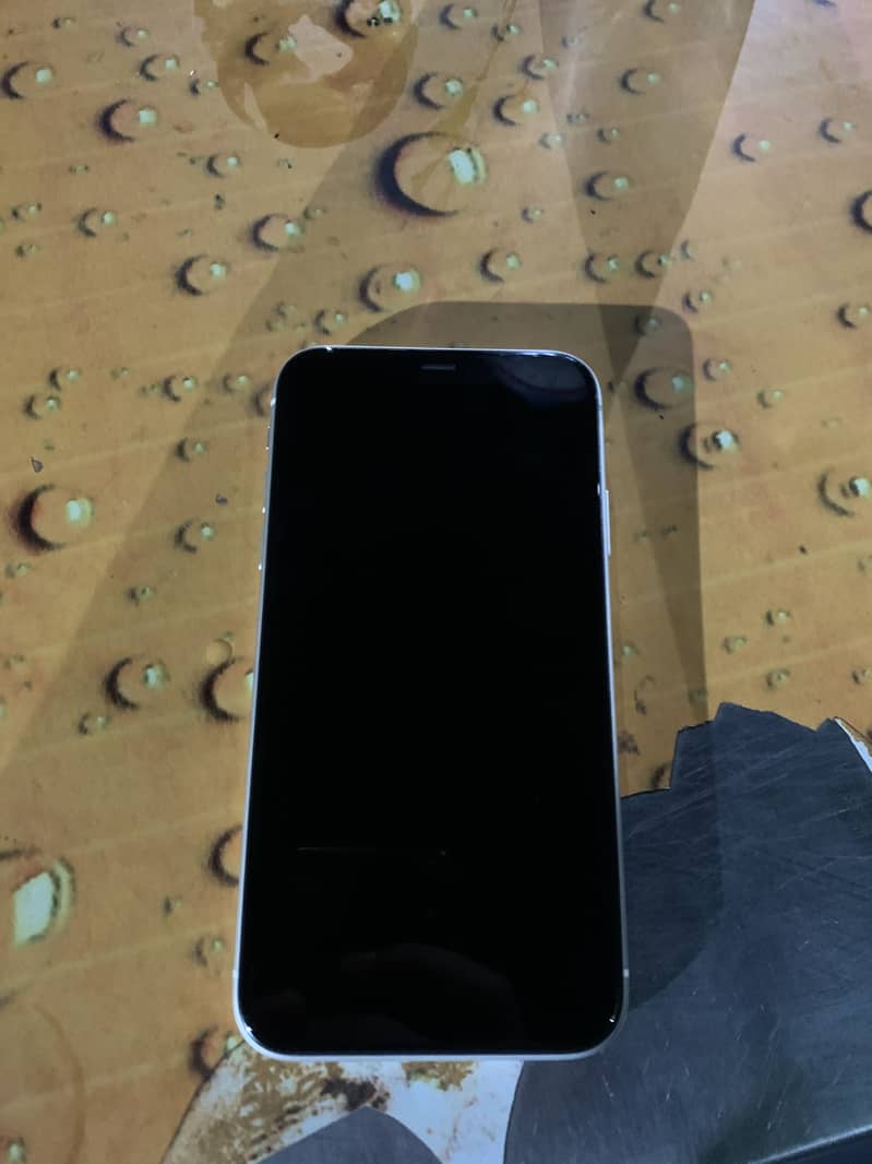 Apple iPhone 11 2
