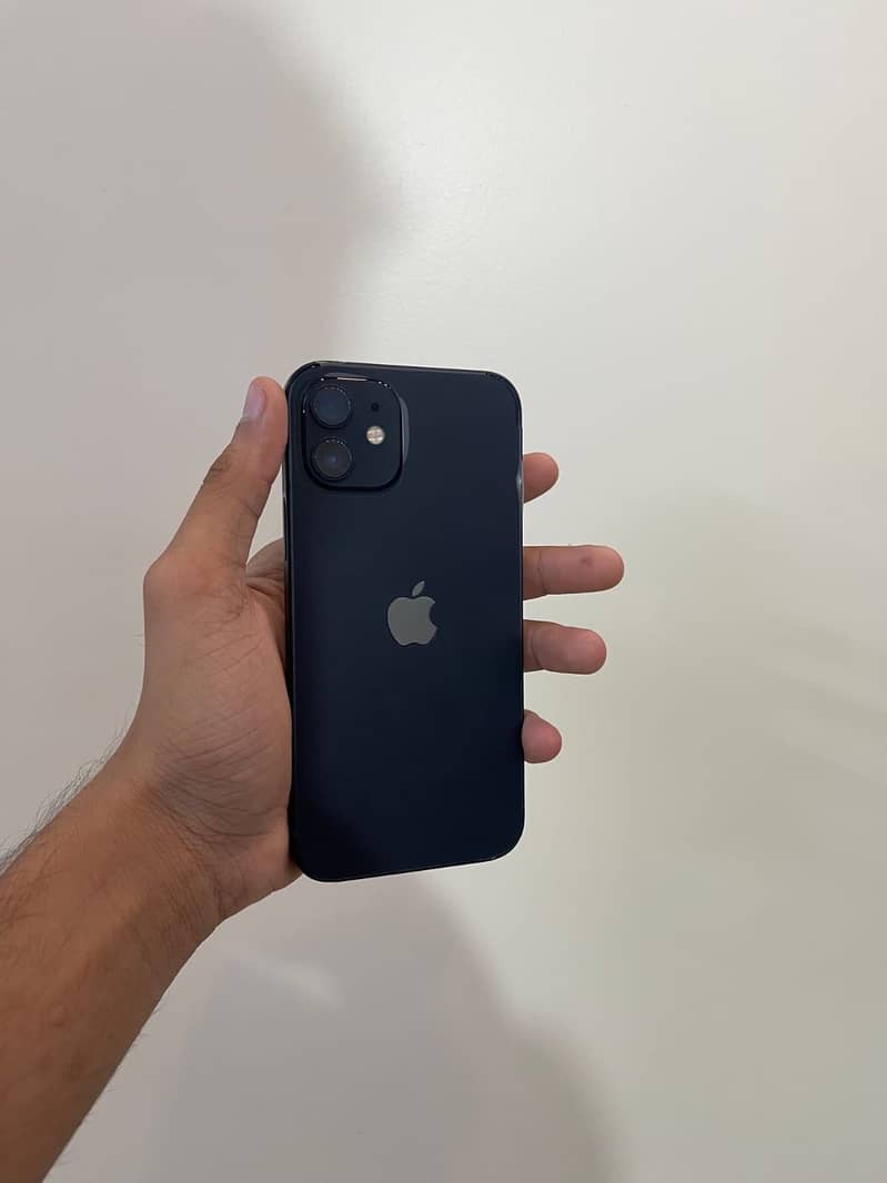 Apple iPhone 12 5