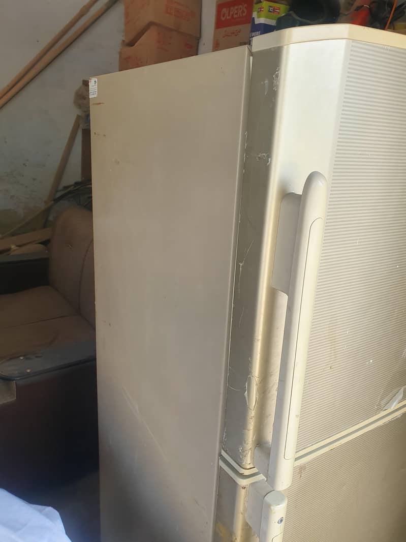 fridge 0