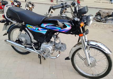 Honda CD-70 2024 6 month Karachi num 1st owner Genuine seald