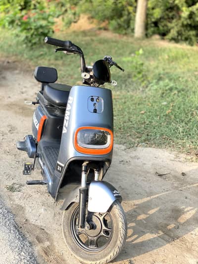 Ramza scooti