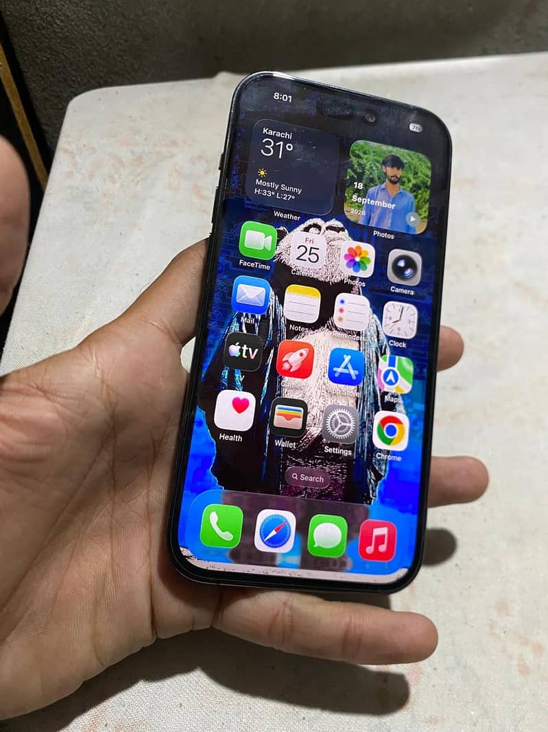 Apple iPhone 14 Pro 1