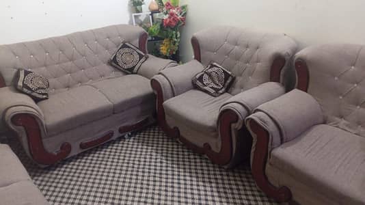 Sofa set 7 Seater