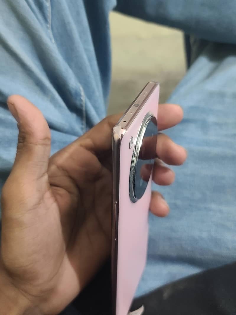 Infinix Zero 40 6