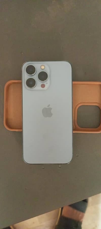 Apple iPhone 13 Pro