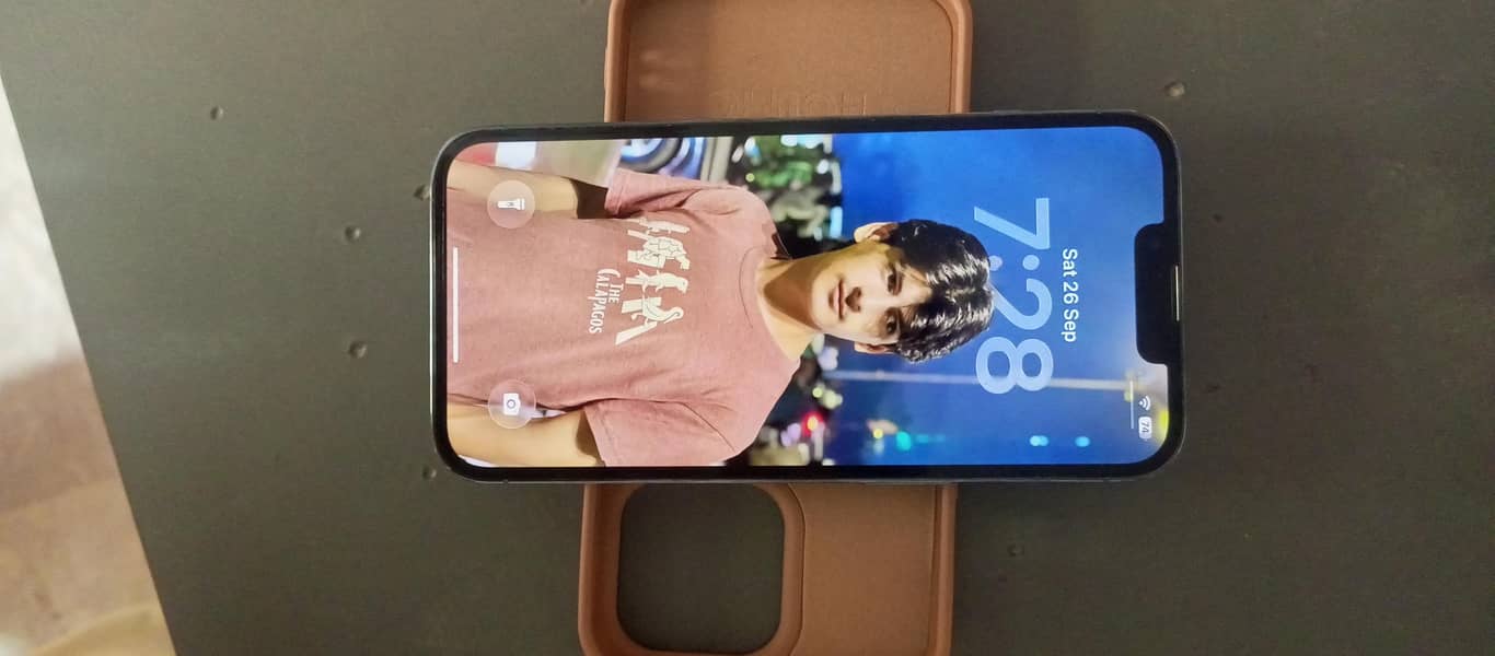 Apple iPhone 13 Pro 1