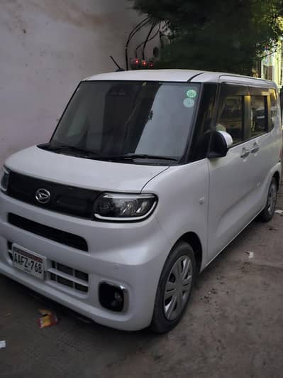 Daihatsu Tanto 2021