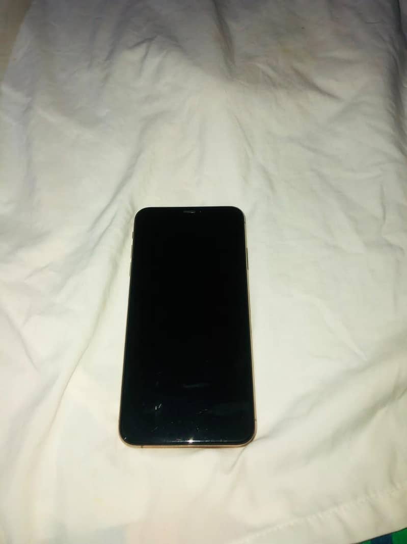 Apple iPhone XS Max 2