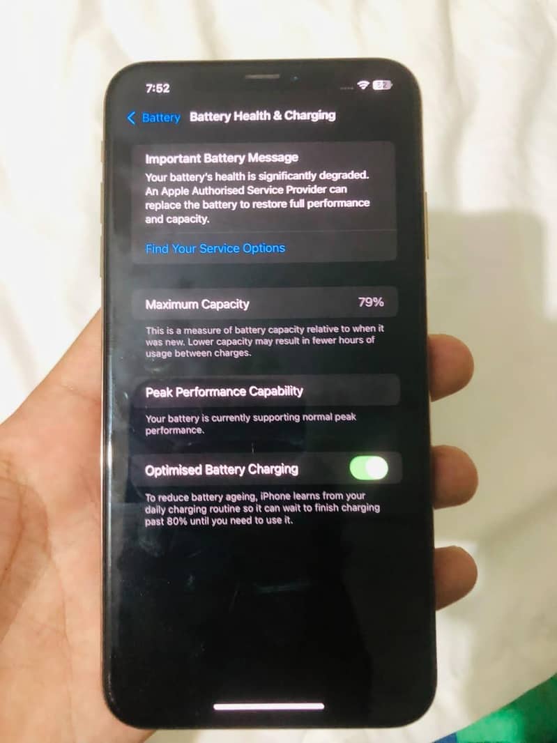 Apple iPhone XS Max 5