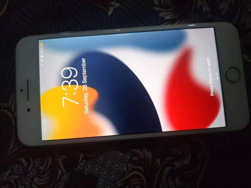 Apple iPhone 7 Plus 4