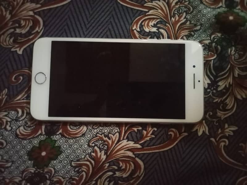 Apple iPhone 7 Plus 8