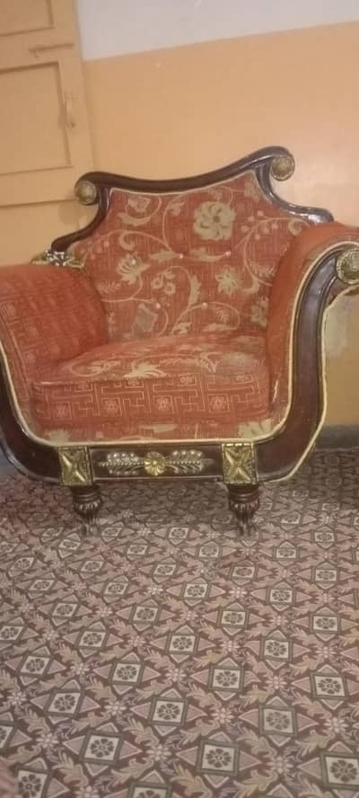 7 seater sofa seat good condition. 0/3/0/0-3/3/7/9/3/9/1/
