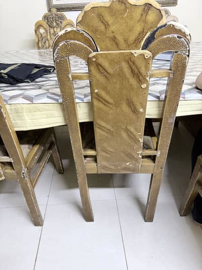 Dinning Table