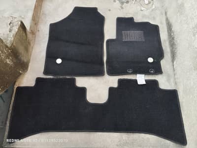 Toyota Aqua OEM Floor Mat Available