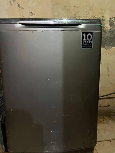 Hair washing machine
