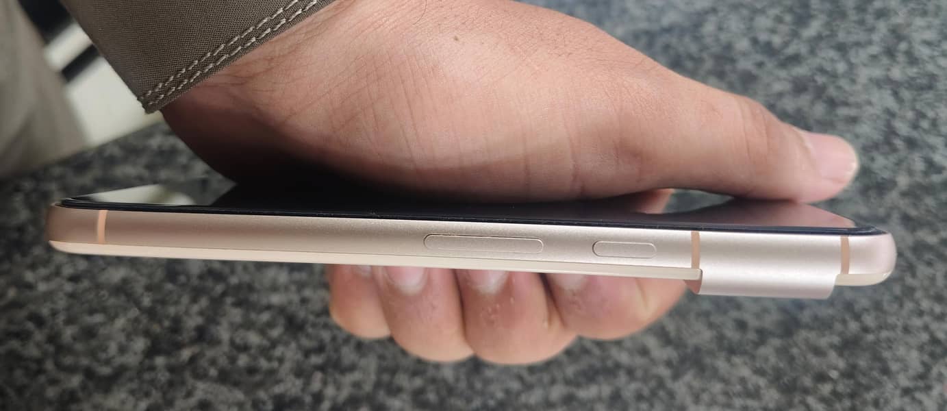 Google Pixel 8 1