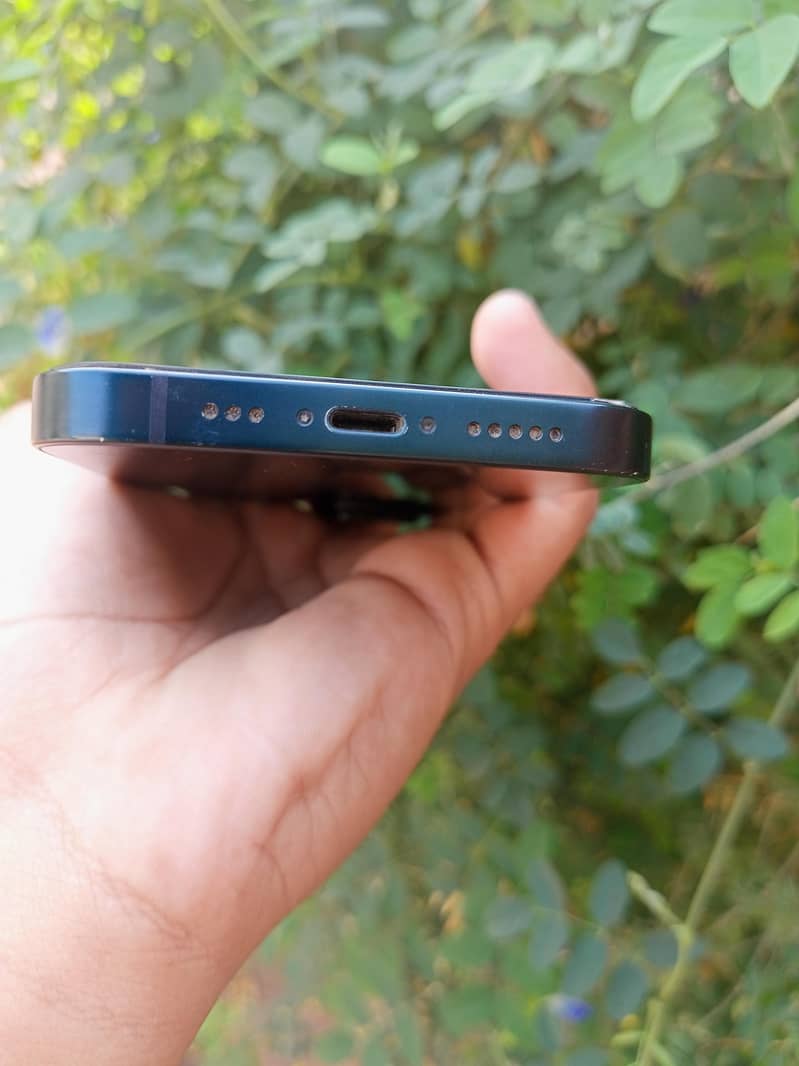 Apple iPhone 14 2