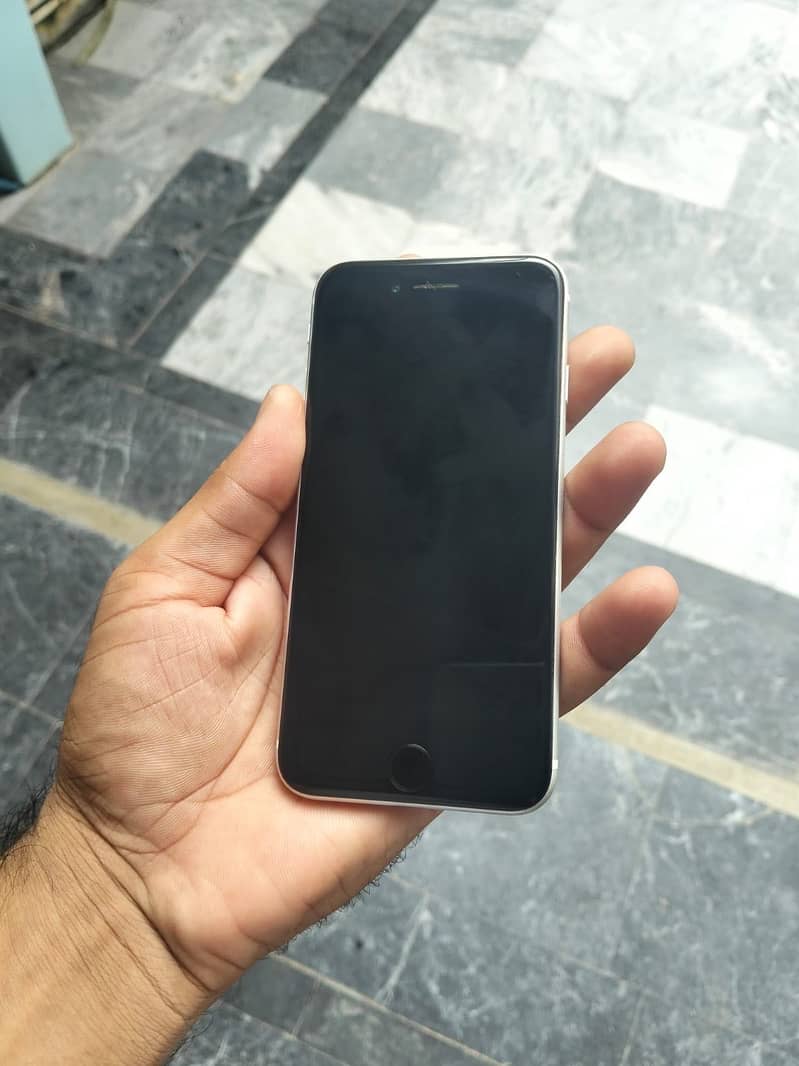 Apple iPhone SE 2
