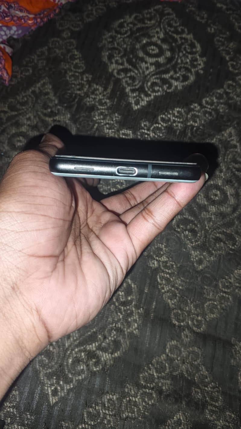 Google Pixel 6a 3