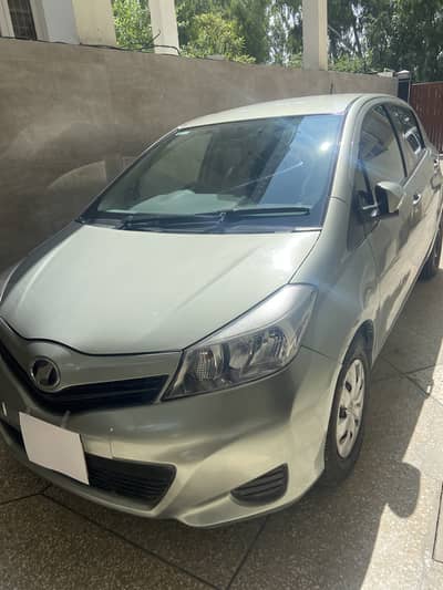 Toyota Vitz 2014