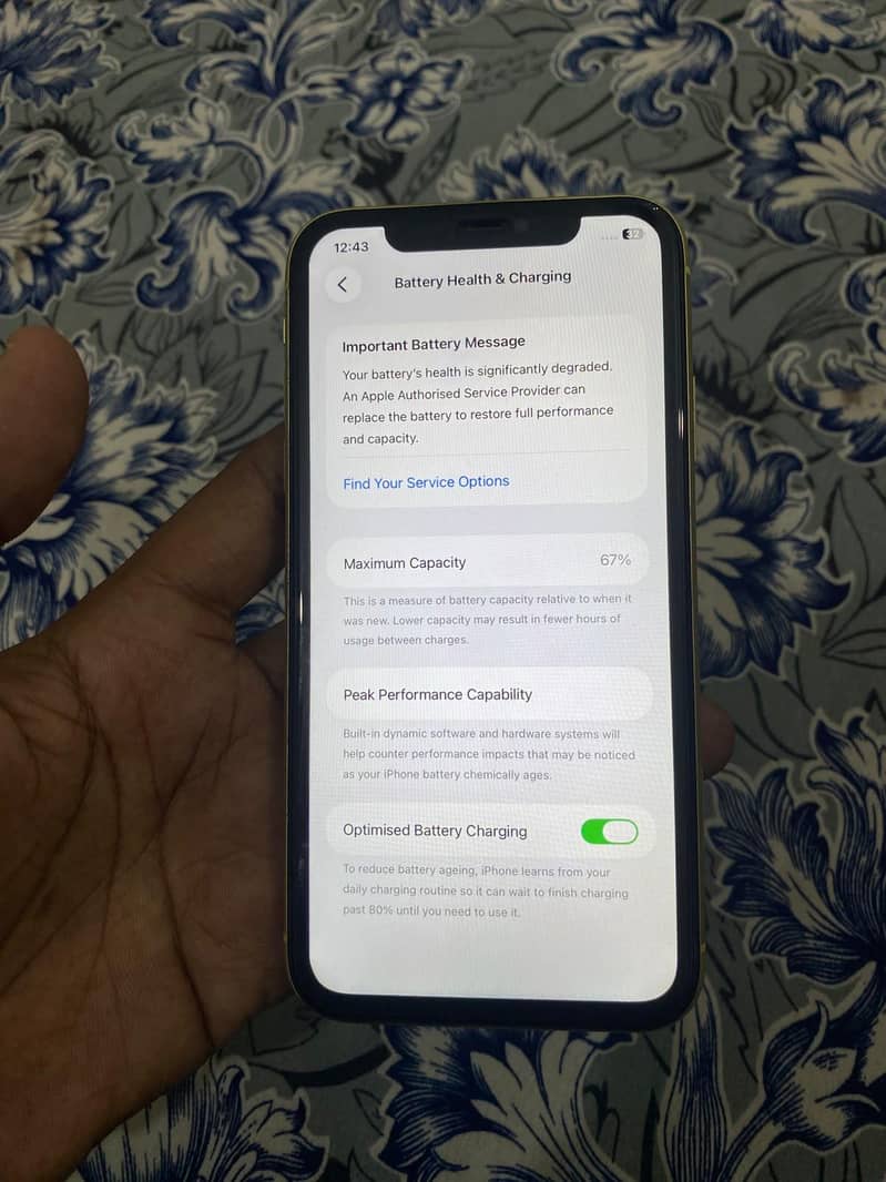 Apple iPhone 11 3