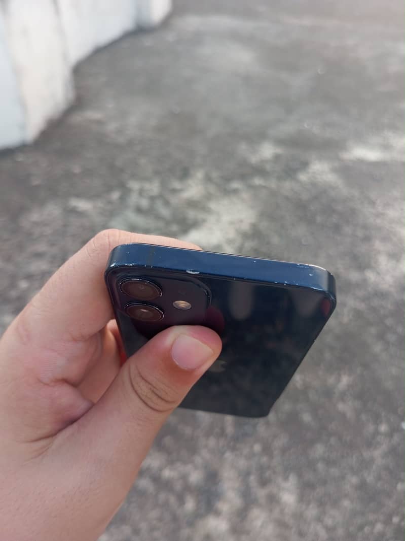 Apple iPhone 12 mini 1