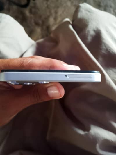 Vivo Y19s