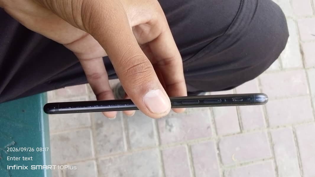 Apple iPhone 7 3