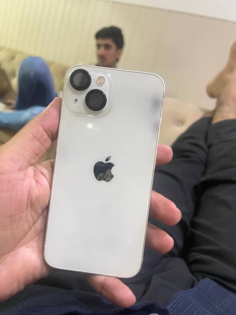 Apple iPhone 13 1