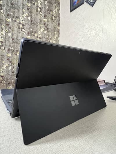 Microsoft Surface 7 Pro