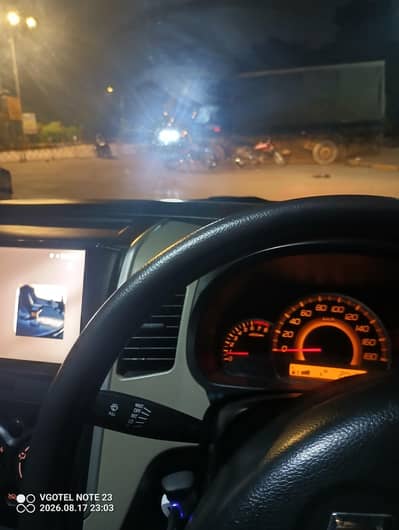 day and night for Indrive yango