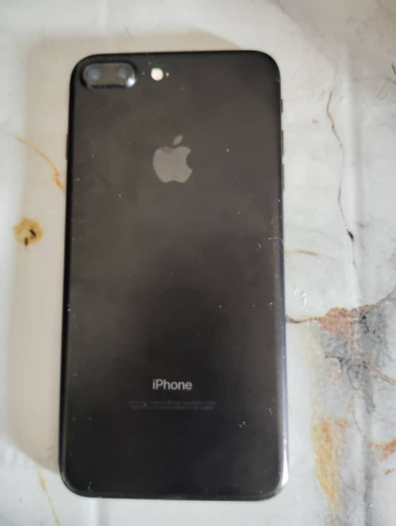 Apple iPhone 7 Plus 0