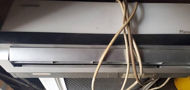KENWOOD AC FOR SALE 1 TON